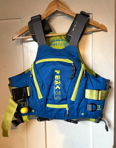 Peak river guide buoyancy - peak, uk